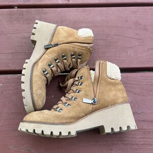 BLONDO Women's Beige Waterproof Suede Leather Winter Boots Side Zippers Size 7 M